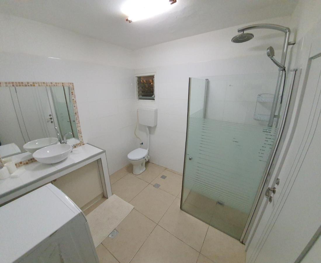 Barak Royal Suites 20 Garden Jacuzzi - ג'קוזי בחצר Эйлат Экстерьер фото